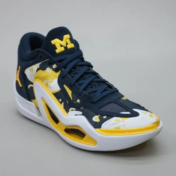 Jordan Men's 10.5 Tatum 1 Michigan Wolverines Promo Player Team Sneakers 1598407